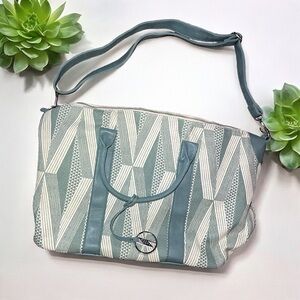 Manaola Tote / Duffle Bag